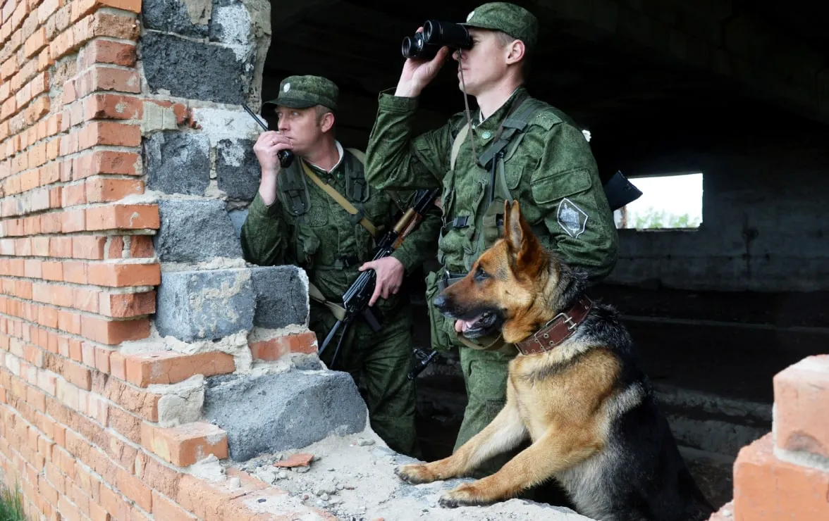 Военнослужащие пограничной службы ФСБ РФ